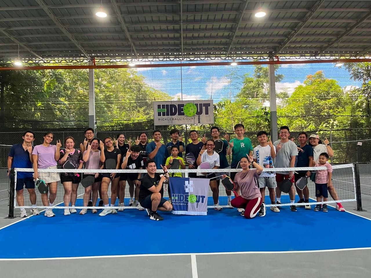 HIDEOUT community on court